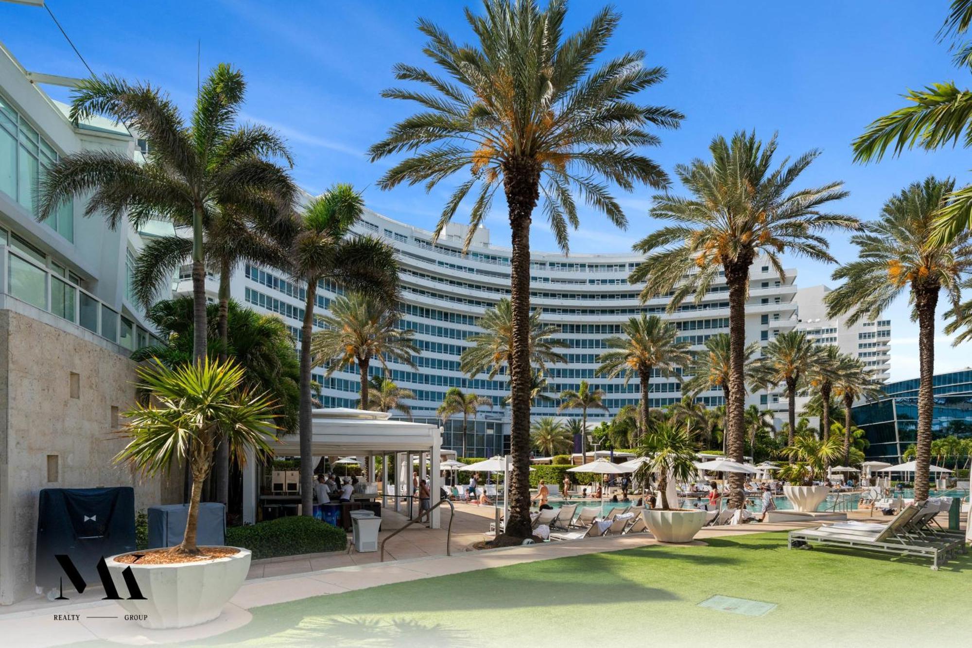 Fontainebleau Resort Balcony W Ocean + Bay View Miami Beach Exterior foto